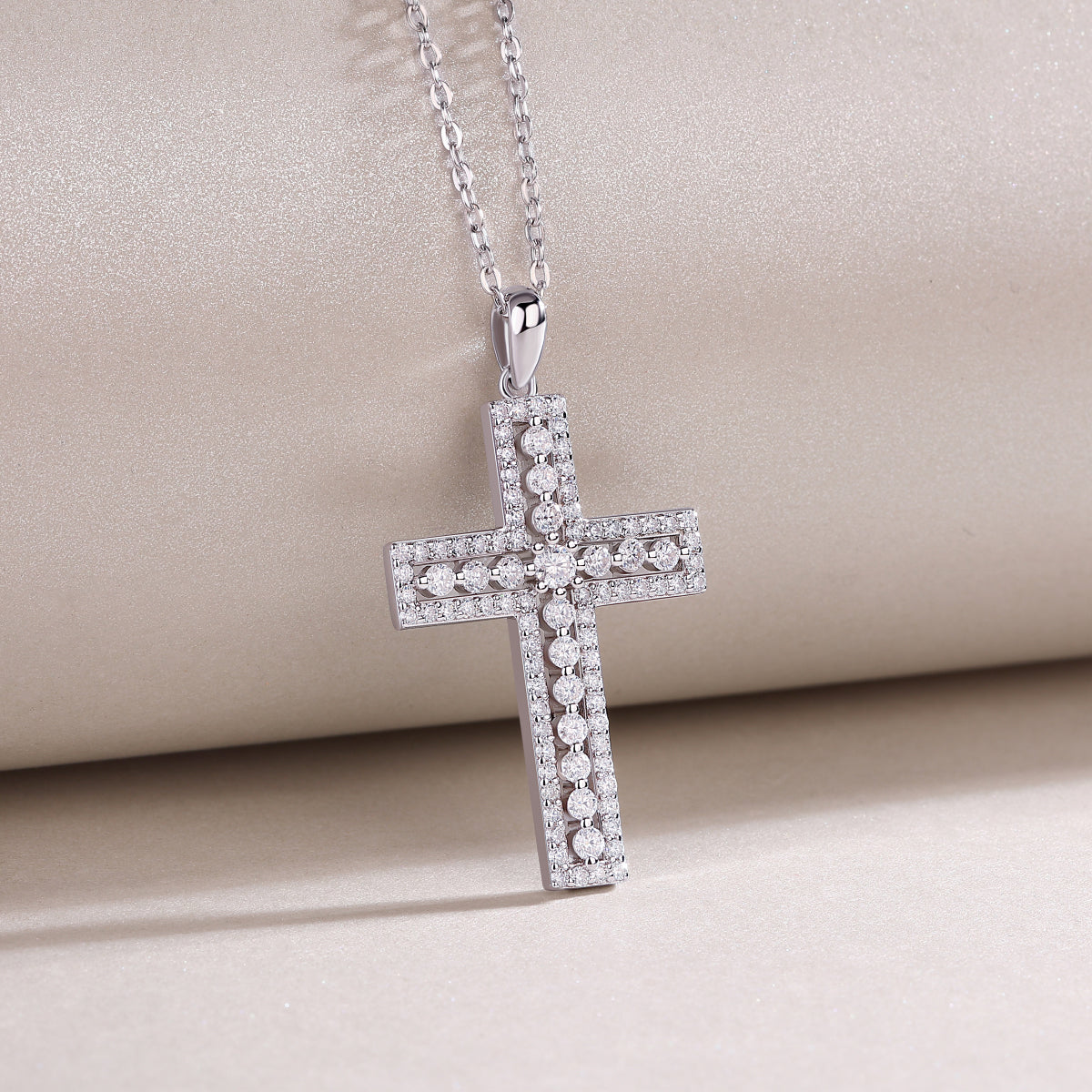Elegant Silver Crystal Cross Necklace – Faith Pendant Jewelry